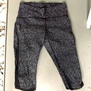 Lululemon Cropped Leggings 10